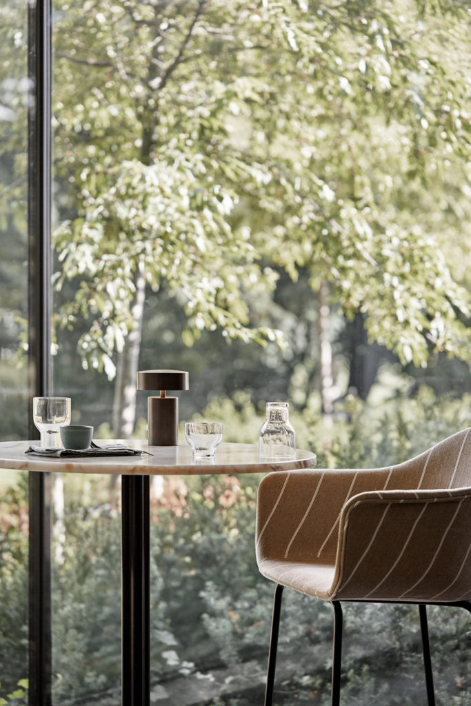 Menu Column table lamp